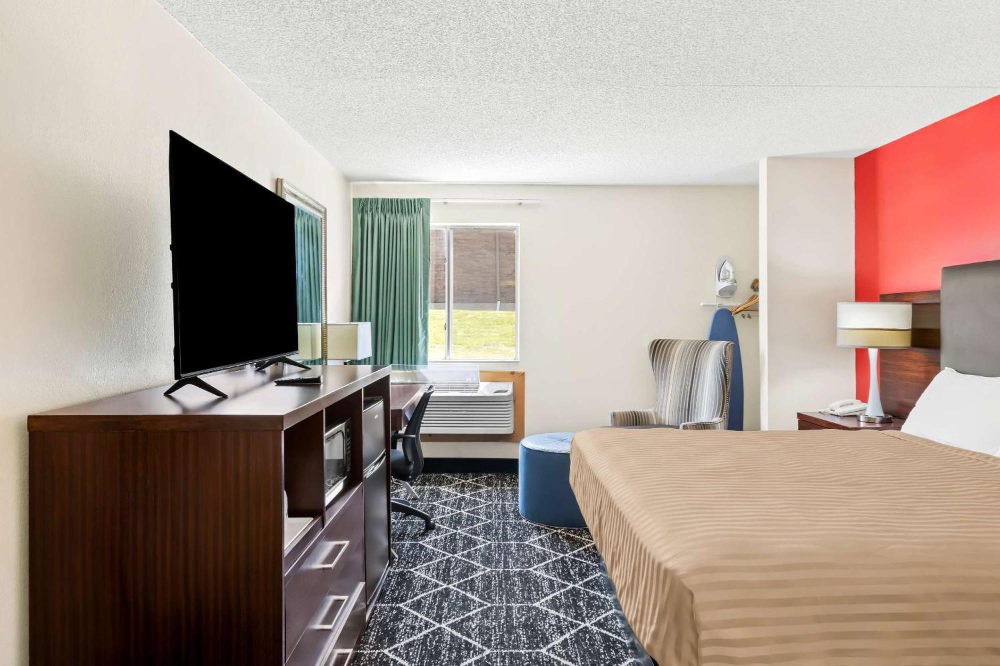 Econo Lodge Emporia Buitenkant foto