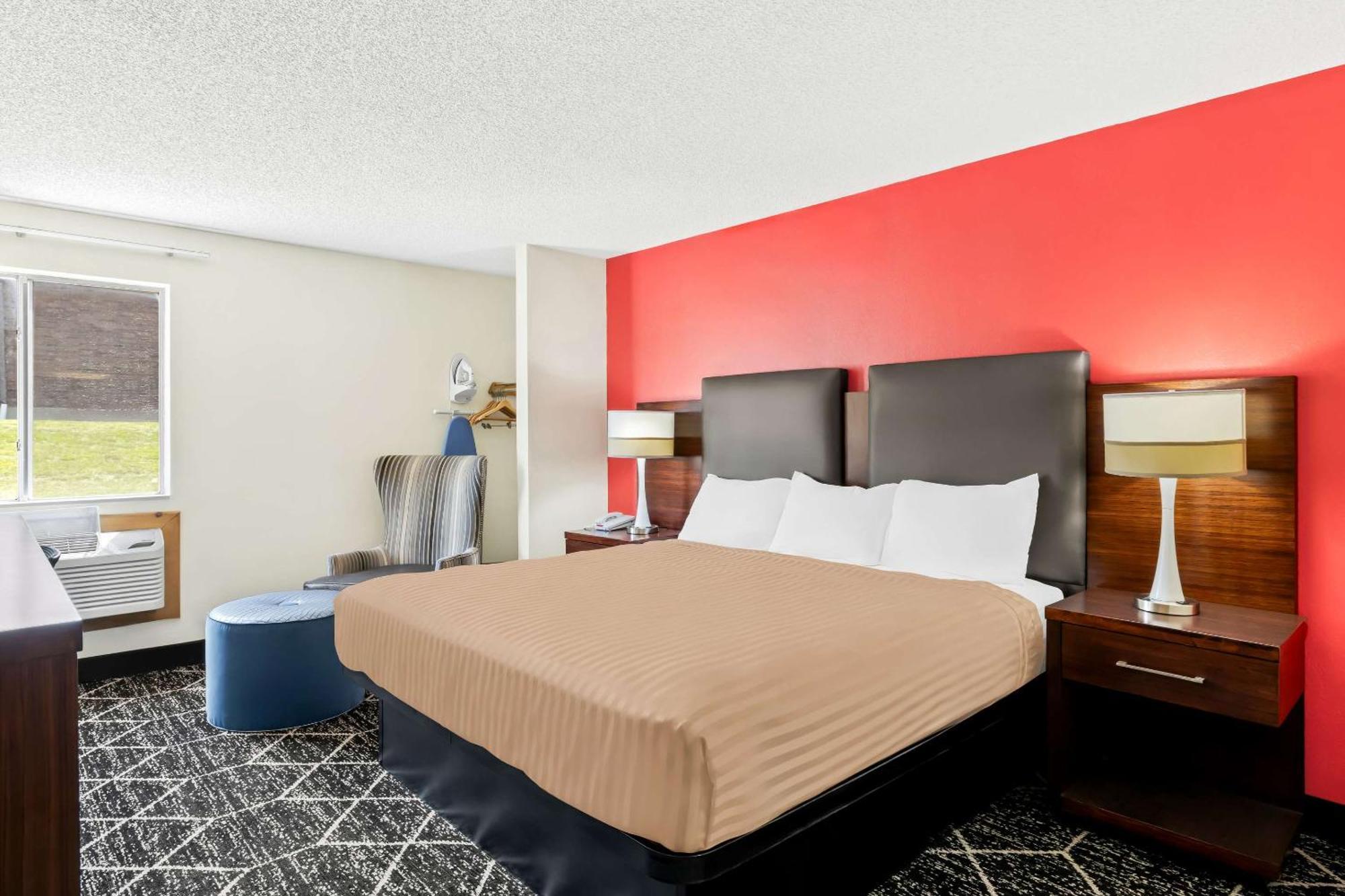 Econo Lodge Emporia Buitenkant foto